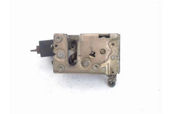 Recambio de cierre electromagnetico delantero derecho para citroen saxo 1.4 vts referencia OEM IAM 9136F6  
