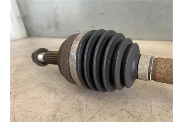 Recambio de palier delantero derecho para renault twingo (cn0_) 1.5 dci (cn0e) referencia OEM IAM 8200482436  