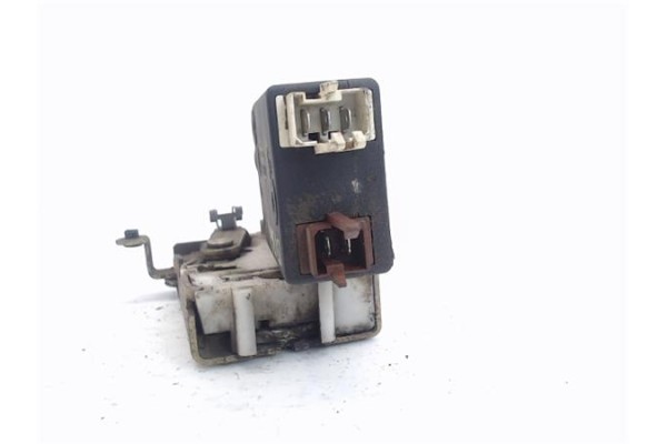 Recambio de cierre electromagnetico delantero derecho para citroen saxo 1.4 vts referencia OEM IAM 9136F6  