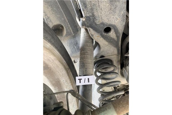 Recambio de amortiguador trasero izquierdo para smart fortwo coupe 1.0 fortwo coupe (52kw) referencia OEM IAM A4513202331 Recambio de amortiguador trasero izquierdo para smart fortwo coupe 1.0 fortwo coupe (52kw) referencia OEM IAM A4513202331