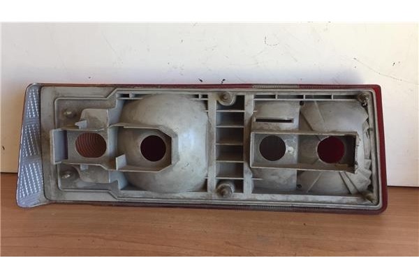 Recambio de piloto trasero derecho para ford escort berl./turn./cab./express 1.1 ghia berlina referencia OEM IAM 81AG13N004BA 41