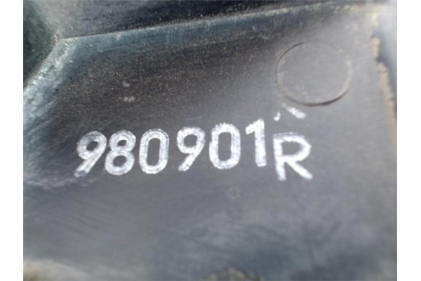 Recambio de piloto trasero izquierdo para hyundai lantra berlina (rd) 1.8 se referencia OEM IAM 980901R  