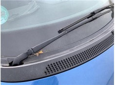 Recambio de brazo limpiaparabrisas delantero derecho para smart fortwo coupe 1.0 fortwo coupe (52kw) referencia OEM IAM A4518240