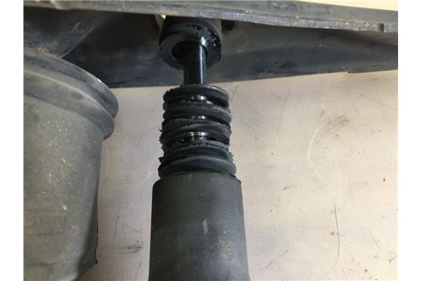 Recambio de amortiguador trasero izquierdo para citroen c4 grand picasso 1.6 exclusive referencia OEM IAM F307512401  
