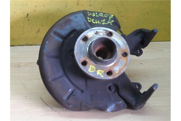Recambio de mangueta delantero derecha para volkswagen polo (9n3)(2005 ) 1.4 advance [1,4 ltr. - 59 kw 16v] referencia OEM IAM  