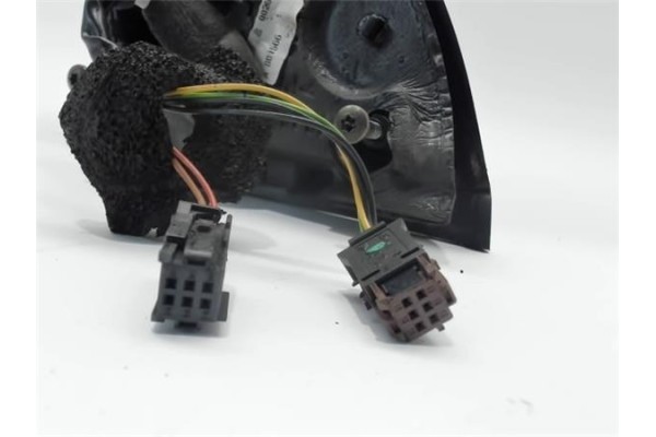 Recambio de retrovisor electrico izquierdo para citroen c3 1.4 hdi referencia OEM IAM 0103024 012026 