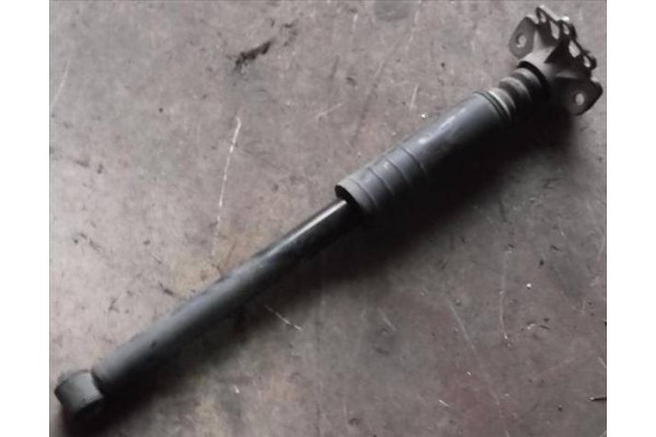 Recambio de amortiguador trasero completo para fiat punto / grande punto (199) 1.4 referencia OEM IAM 55700452   Recambio de amortiguador trasero completo para fiat punto / grande punto (199) 1.4 referencia OEM IAM 55700452