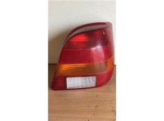 Recambio de piloto trasero derecho para ford fiesta berl./courier 1.1 surf referencia OEM IAM 89FG13A602  