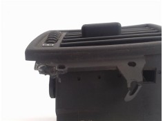 Recambio de rejilla entrada de aire para mercedes-benz clase c (bm 202) berlina referencia OEM IAM 2028307054L  