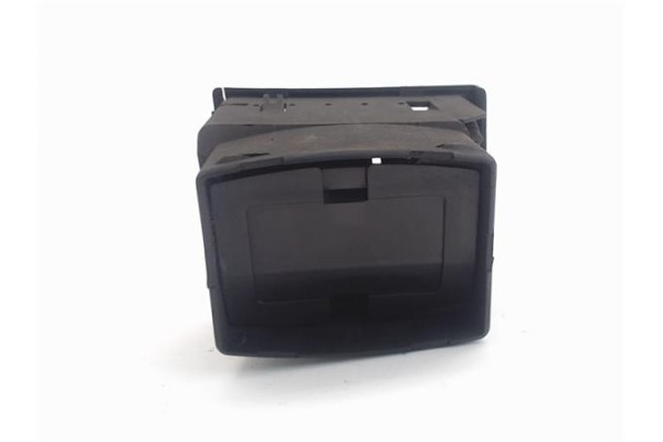 Recambio de rejilla entrada de aire para mercedes-benz clase c (bm 202) berlina referencia OEM IAM 2028307054L  