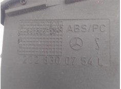 Recambio de rejilla entrada de aire para mercedes-benz clase c (bm 202) berlina referencia OEM IAM 2028307054L  