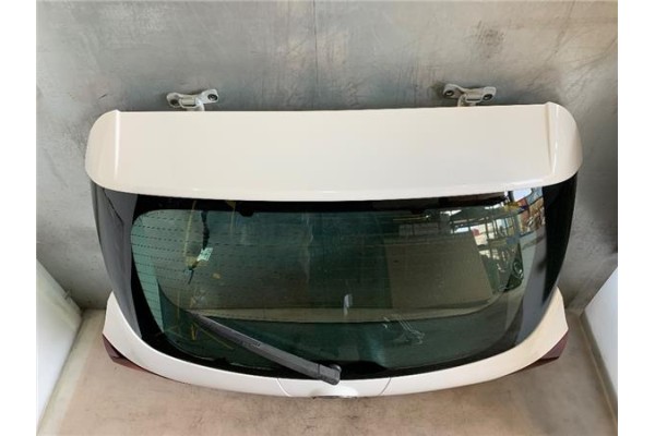 Recambio de porton trasero para opel astra j 1.6 referencia OEM IAM 13288625  