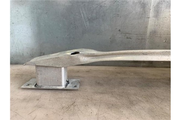 Recambio de refuerzo paragolpes trasero para opel astra j 1.6 referencia OEM IAM 12775070 1405069 
