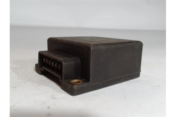 Recambio de centralita calefaccion para renault r 21 berlina (b/l48) 1.8 tl referencia OEM IAM 73400302  