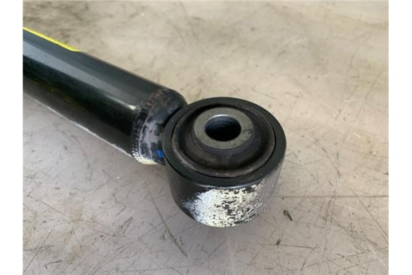 Recambio de amortiguador trasero derecho para opel astra j 1.6 referencia OEM IAM 436520  