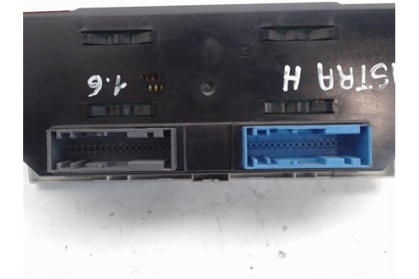 Recambio de mandos climatizador para opel astra h berlina referencia OEM IAM (13122963) (90151-240) 