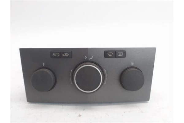 Recambio de mandos climatizador para opel astra h berlina referencia OEM IAM (13122963) (90151-240) 