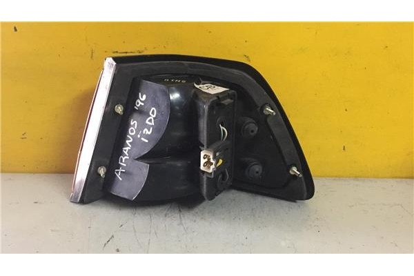 Recambio de piloto trasero izquierdo para daewoo aranos 1.8 cd referencia OEM IAM RDS101 RDS102  