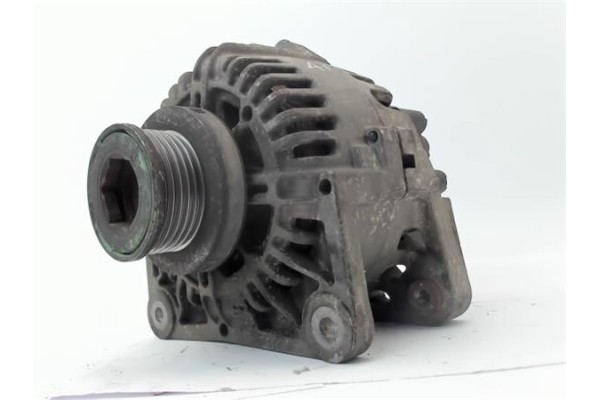 Recambio de alternador para renault megane ii berlina 3p 2.0 confort dynamique referencia OEM IAM 8200100907  23100BN700 , NISSA