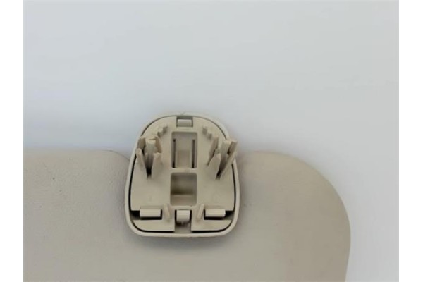 Recambio de parasol derecho para peugeot 207 1.6 hdi referencia OEM IAM 16064158BJ  