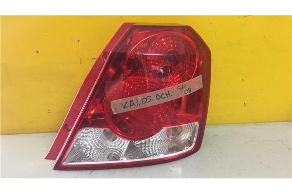 Recambio de piloto trasero derecho para chevrolet kalos 1.2 1.4 sx sport referencia OEM IAM 300267R  