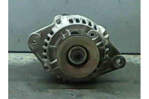 Recambio de alternador para nissan terrano ii (r20) 2.7 tdi 4wd referencia OEM IAM 231007F001  