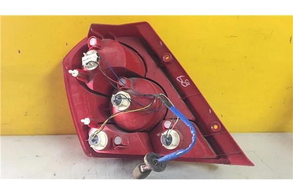 Recambio de piloto trasero derecho para chevrolet kalos 1.2 1.4 sx sport referencia OEM IAM 300267R  