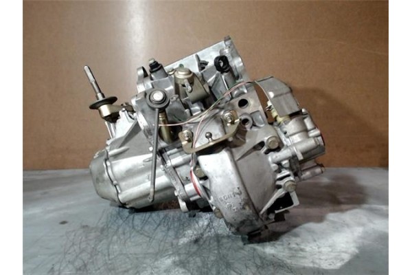 Recambio de caja cambios manual para citroen xantia berlina 1.9 td armonia referencia OEM IAM 20TB98  