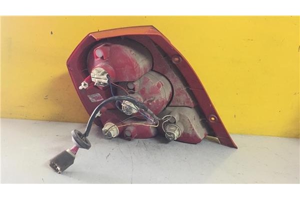 Recambio de piloto trasero derecho para chevrolet kalos 1.2 s (d/a) referencia OEM IAM 300267R  