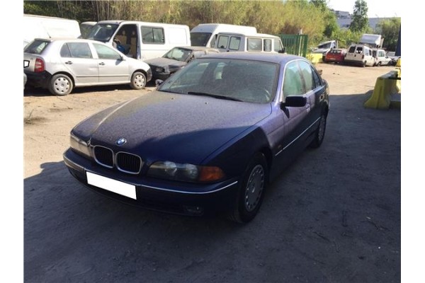 bmw serie 5 berlina (e39)(1995) del año 
