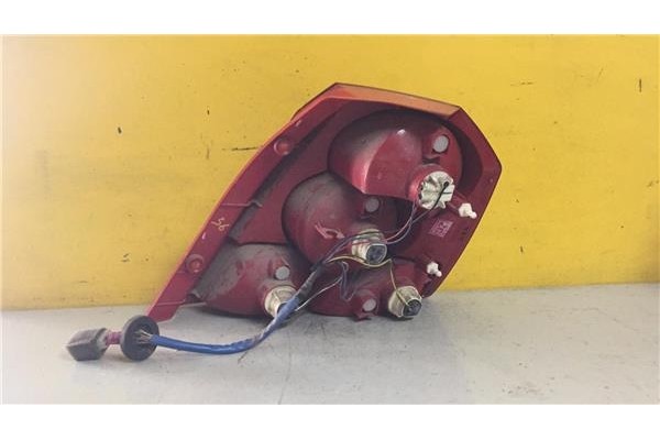 Recambio de piloto trasero izquierdo para chevrolet kalos 1.2 s (d/a) referencia OEM IAM 300266L  