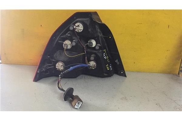 Recambio de piloto trasero derecho para chevrolet aveo hatchback 1.2 ls referencia OEM IAM 200611R  