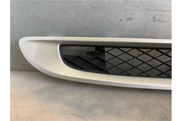 Recambio de rejilla capo para smart fortwo coupe 1.0 fortwo coupe (52kw) referencia OEM IAM A4518880115  