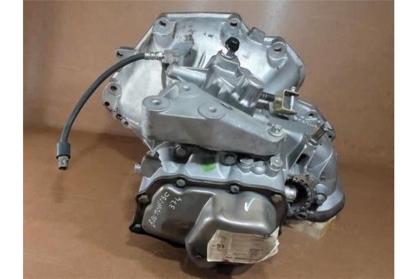 Recambio de caja cambios manual para opel astra g berlina 1.6 sport referencia OEM IAM B06901F13C374  