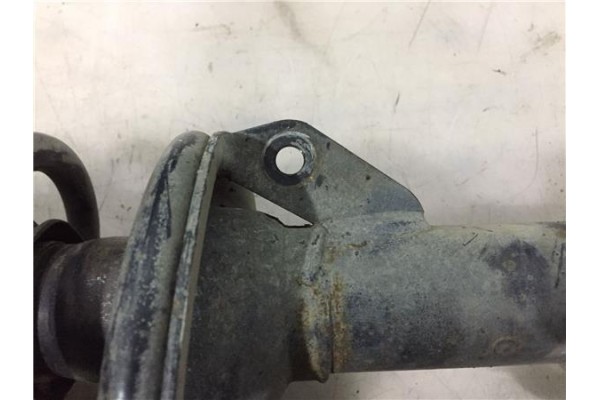 Recambio de amortiguador delantero izquierdo para mercedes-benz v -clase (638) 2.2 v 220 cdi (638.294) referencia OEM IAM A63832