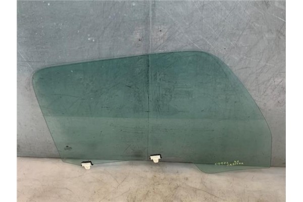 Recambio de luna puerta delantero derecha para nissan cabstar casbtar e referencia OEM IAM 80300MB400 80300MB40A 