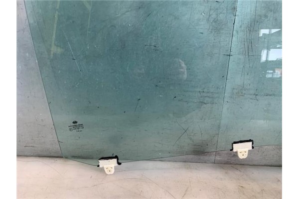 Recambio de luna puerta delantero derecha para nissan cabstar casbtar e referencia OEM IAM 80300MB400 80300MB40A 
