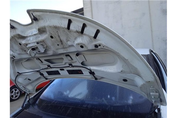 Recambio de capo para renault zoe electrico referencia OEM IAM 651001566R  