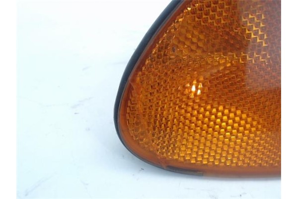 Recambio de intermitente delantero dcho para bmw serie 3 berlina (e46) referencia OEM IAM 0311328002  