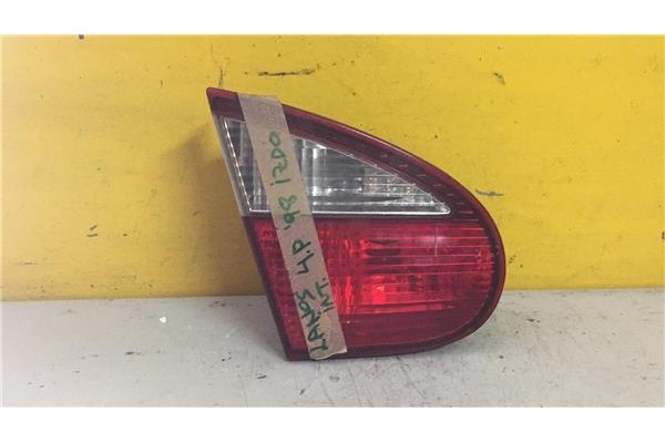 Recambio de piloto interior izquierdo para daewoo lanos 1.4 cool referencia OEM IAM 214627L  