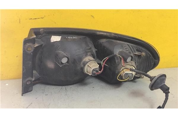 Recambio de piloto trasero izquierdo para daewoo lanos 1.4 cool referencia OEM IAM 305895L  