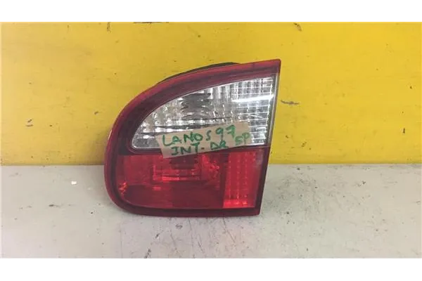 Recambio de piloto interior derecho para daewoo lanos 1.4 cool referencia OEM IAM 214646R  