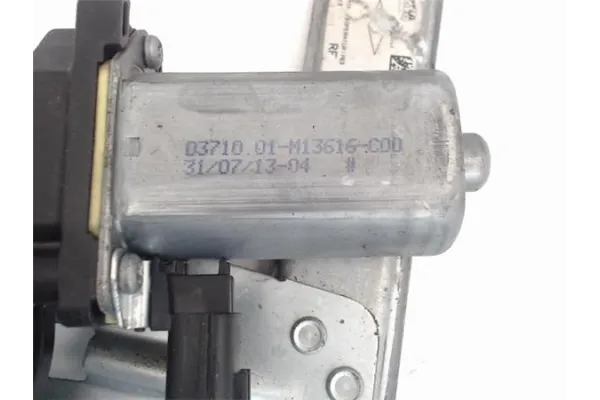 Recambio de mecanismo elevalunas delantero derecho para dacia sandero i 1.2 16v referencia OEM IAM 807209299R  