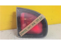 Recambio de piloto interior izquierdo para daewoo lanos 1.4 cool referencia OEM IAM 415899L  