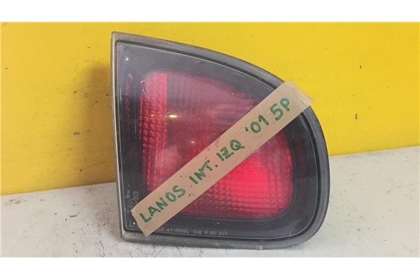 Recambio de piloto interior izquierdo para daewoo lanos 1.4 cool referencia OEM IAM 415899L  