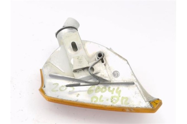 Recambio de intermitente delantero dcho para peugeot 205 ii (20a/c) 1.1 referencia OEM IAM 630330  
