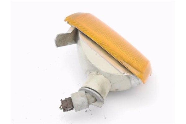 Recambio de intermitente delantero izquierdo para peugeot 205 ii (20a/c) 1.1 referencia OEM IAM 630329  