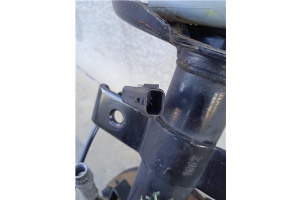 Recambio de mangueta delantero izquierda para renault zoe electrico referencia OEM IAM 400156124R  