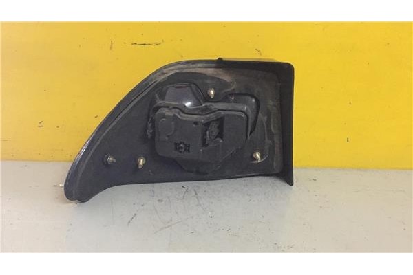 Recambio de piloto trasero derecho para saab 9-3 berlina 2.0 s turbo referencia OEM IAM 4831103  