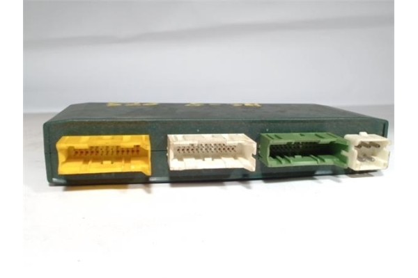 Recambio de centralita para bmw serie 5 berlina (e34) 2.0 520i (110kw) referencia OEM IAM 61358355817 5DK00696501 